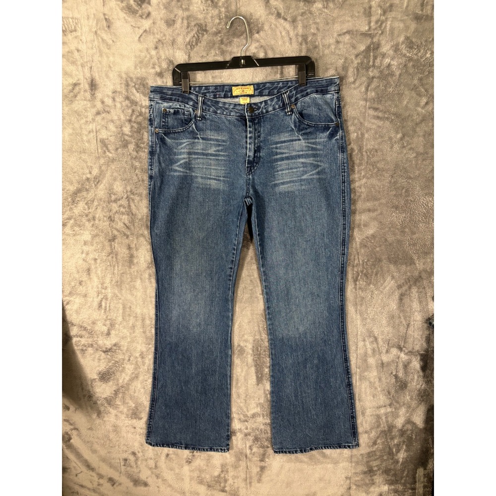 Steve & Barry's Women Blue Embellished Bootcut Jeans Size 16 Medium Wash Denim